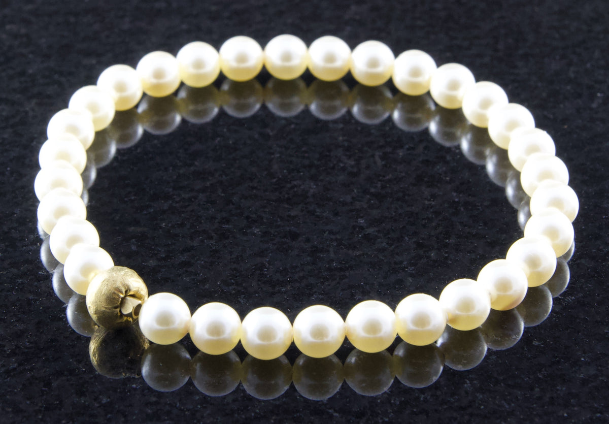 Pearl Bracelet, Gold and Pearl Bracelet, Minimalist Bracelet, Stacking Bracelets, Bridal Bracelet Set, Ivory Pearl